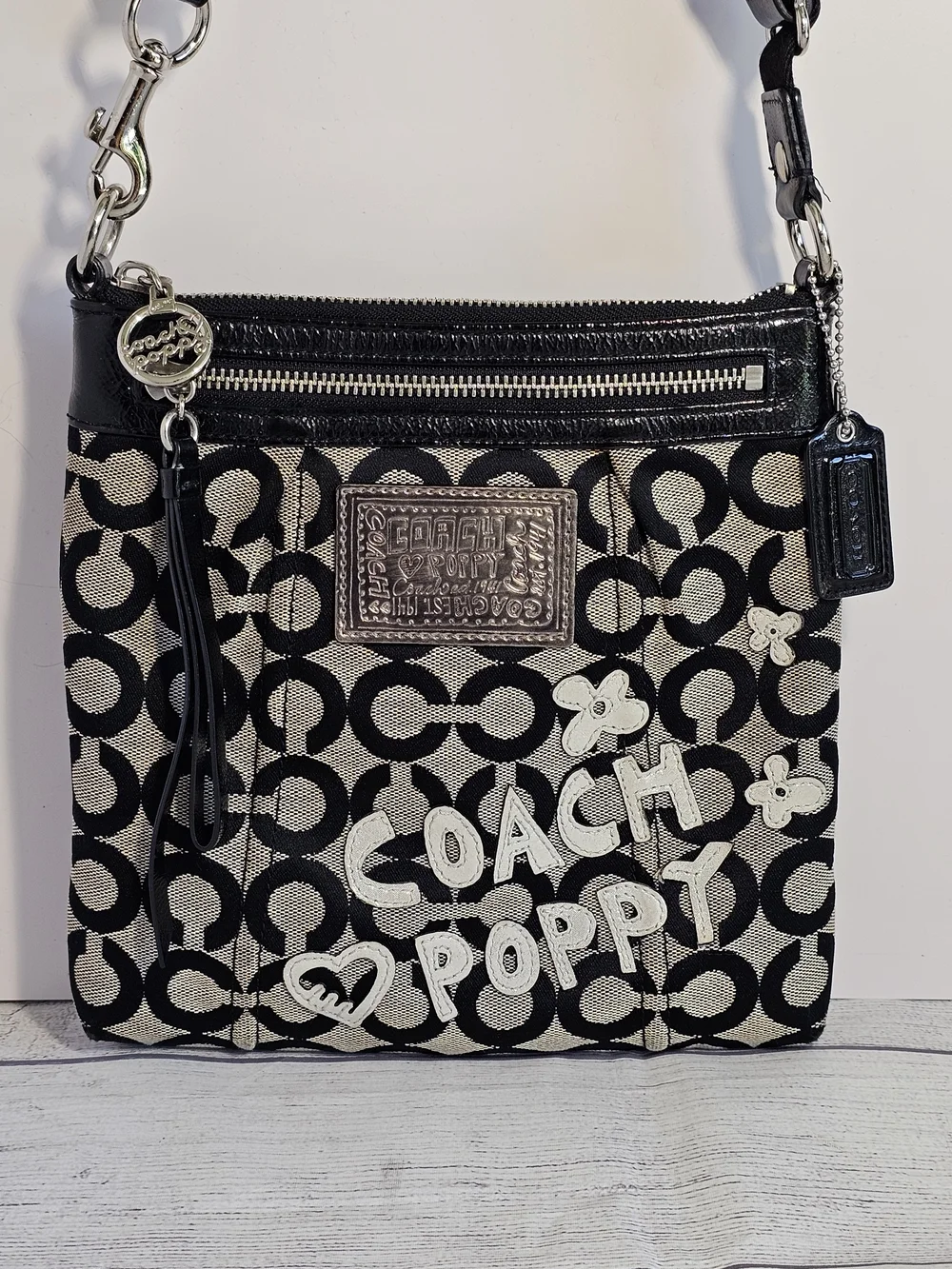 Y2K Coach Poppy Signature Pocket Swing Pack Crossbody